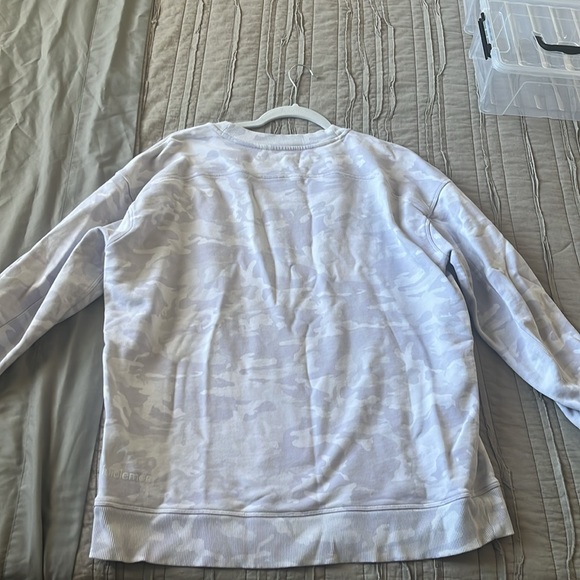 Lululemon pull over - Picture 4 of 4